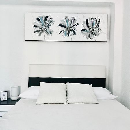 Central Private Room Валенсия Екстериор снимка