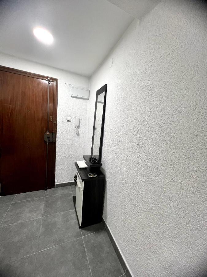 Central Private Room Валенсия Екстериор снимка